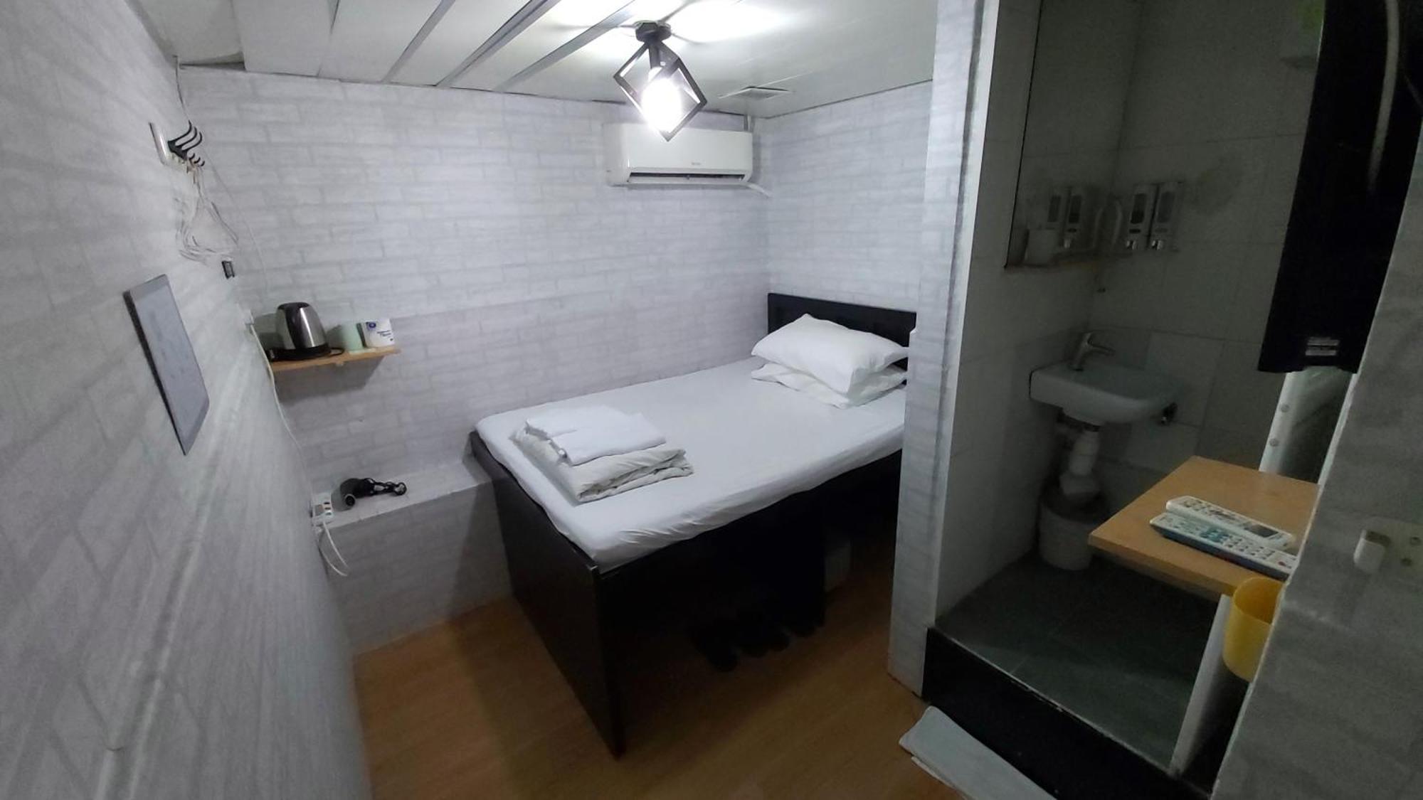 Cozy Inn Jordan Station Χονγκ Κονγκ Εξωτερικό φωτογραφία